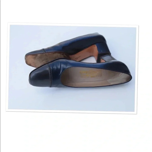 Salvatore Ferragamo low heels - Picture 4 of 8